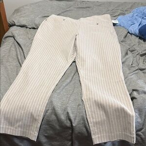 Striped Beige crop Pants